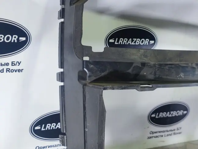 Диффузор радиатора Range Rover Sport 2 L494