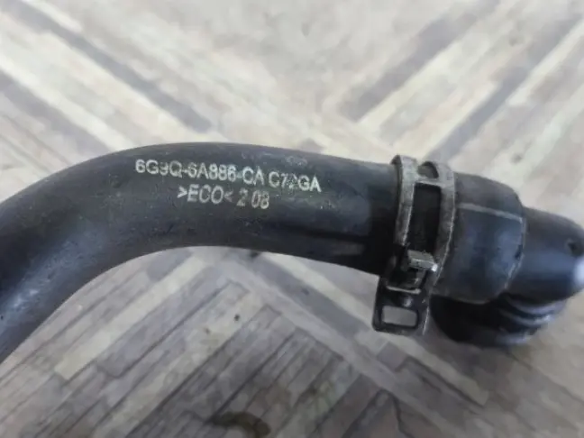 Трубка вентиляции Freelander 2 2.2