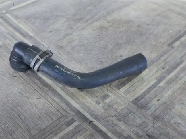 Трубка вентиляции Freelander 2 2.2