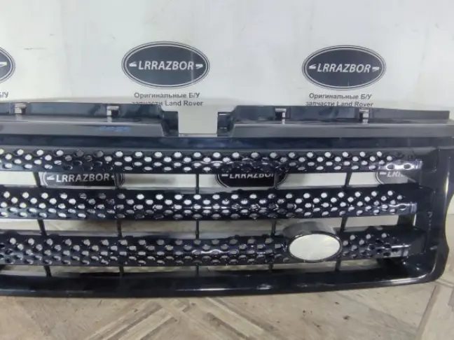 Решетка радиатора Range Rover Sport L320