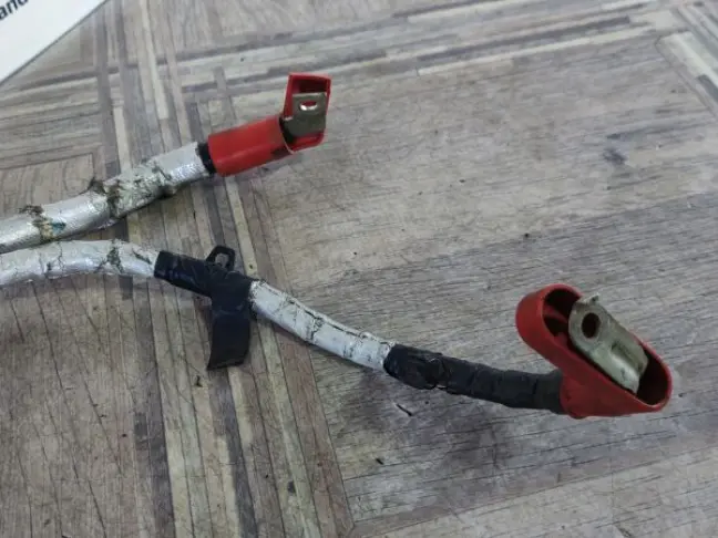 Провод генератора Range Rover Sport 2 L494