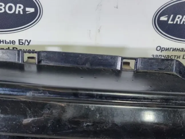 Решетка радиатора Land Rover DISCOVERY 3 L319