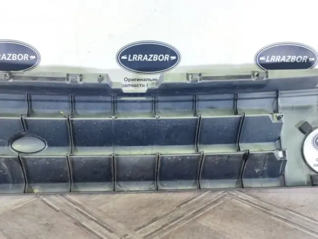 Решетка радиатора Land Rover DISCOVERY 3 L319