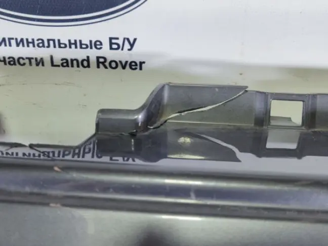 Решетка радиатора Land Rover DISCOVERY 3 L319