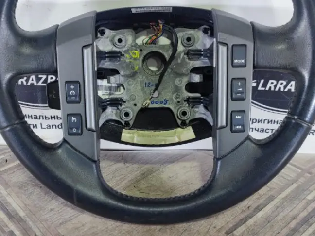 Руль Land Rover DISCOVERY 3 L319  2005 - 2009