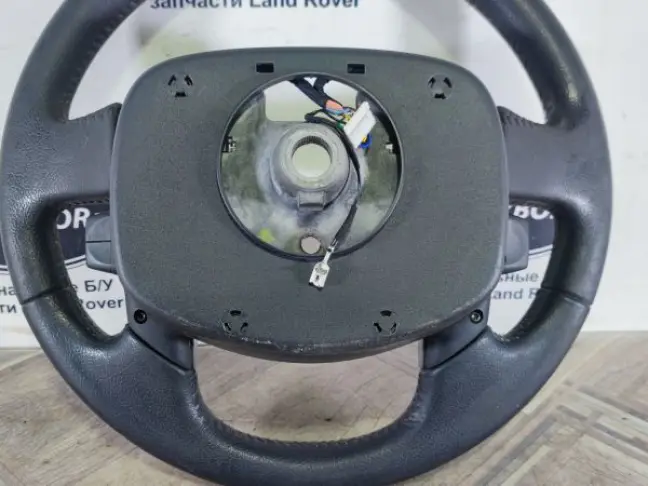 Руль Land Rover DISCOVERY 3 L319  2005 - 2009