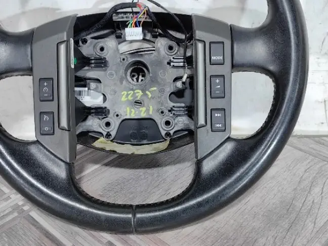 Руль Land Rover DISCOVERY 3 L319  2005 - 2009