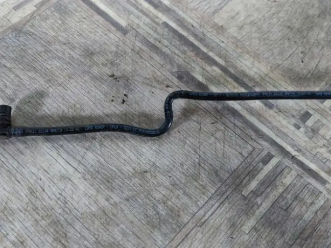 Патрубок охлаждения Range Rover Sport 2 L494 3.0