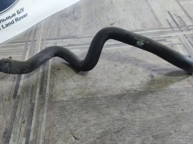 Патрубок охлаждения Range Rover Sport 2 L494 3.0