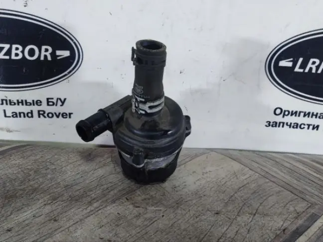 Насос помпа водяной Range Rover Sport 2 L494