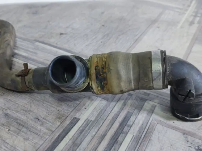 Патрубок системы охлаждения Range Rover L322 05-09