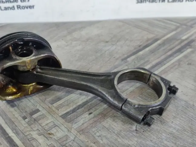 Шатун в сборе Range Rover 5.0 510