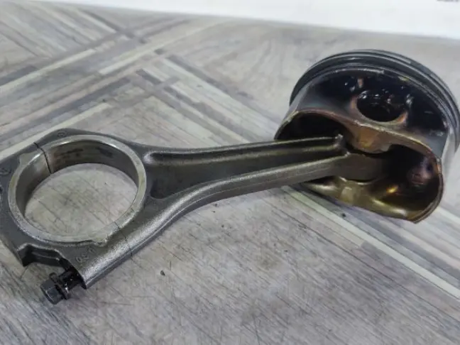 Поршень шатун в сборе Range Rover 5.0 510