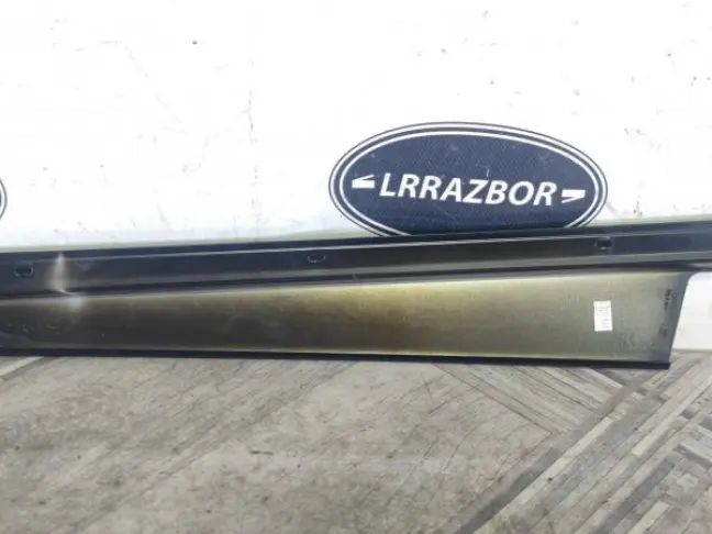 Молдинг двери вертикальный Range Rover 3 L322