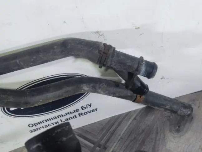 Термостат с патрубками Range Rover 3 L322 5.0