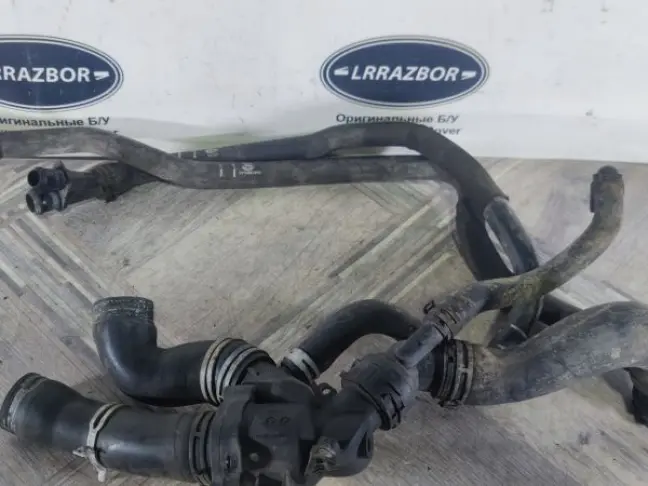 Термостат с патрубками Range Rover 3 L322 5.0