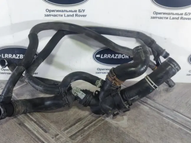 Термостат с патрубками Range Rover 3 L322 5.0