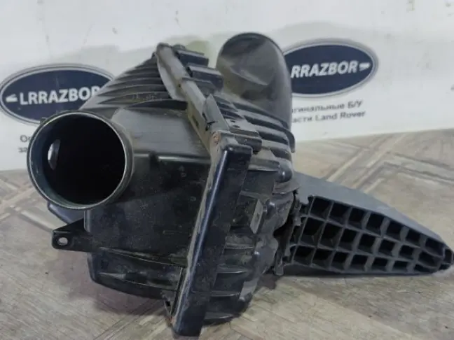 Корпус воздушного фильтра левый Range Rover L322