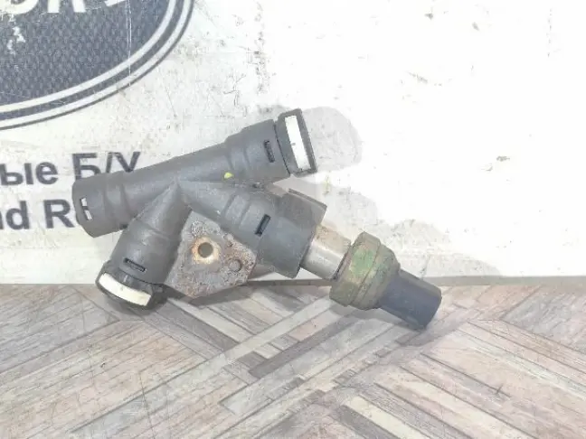 Датчик давления топлива Range Rover Sport L320