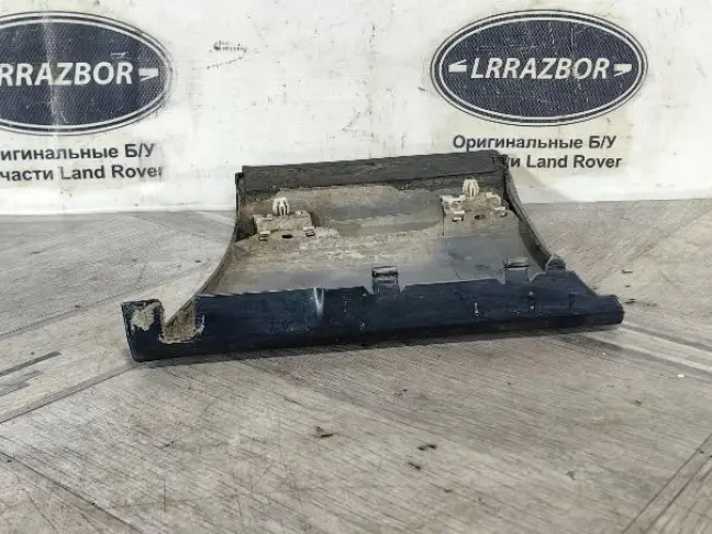 Молдинг переднего левого крыла Range Rover L322