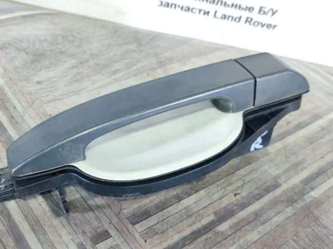 Ручка двери передняя правая Range Rover L322