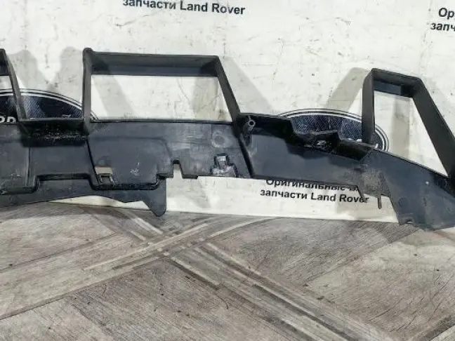 Кронштейн бампера левый Range Rover Sport L320