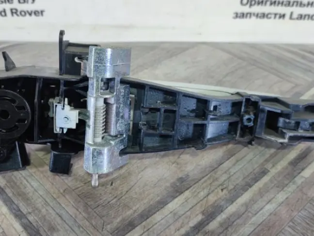 Ручка двери передняя левая Range Rover Sport L320