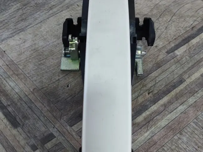 Ручка двери задняя левая Range Rover Sport L320