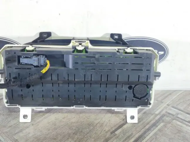 Панель приборов Range Rover Sport L320 3.0 306DT