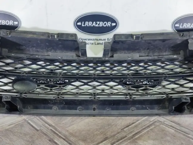 Решетка радиатора Range Rover Sport L320