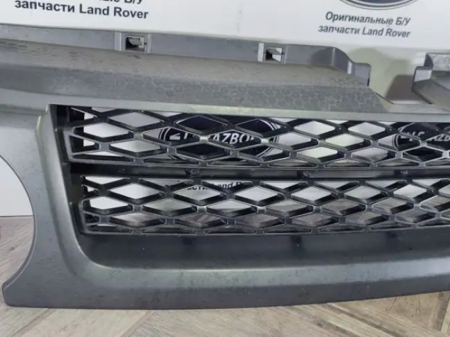 Решетка радиатора Range Rover Sport L320