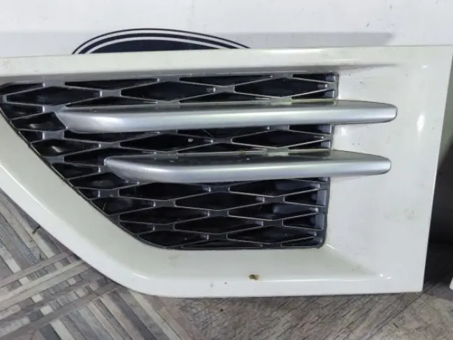 Жабры в крылья Land Rover Sport L320 2009-2013