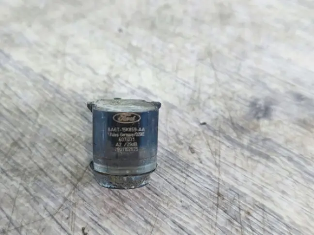 Датчик парковки Range Rover Sport L320