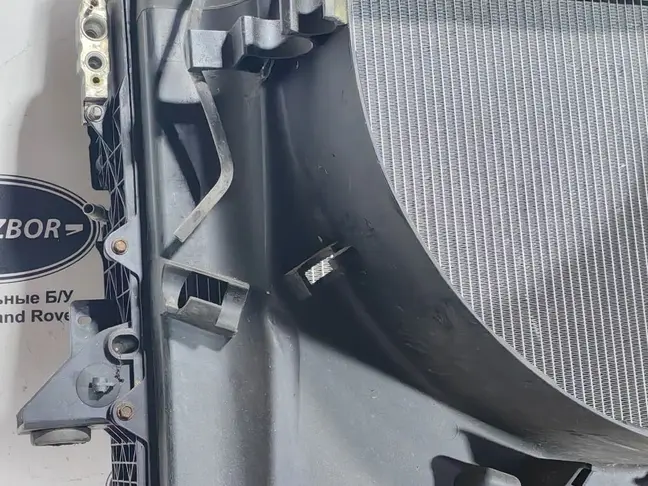 Кассета радиаторов в сборе DISCOVERY 4 L319 09-14