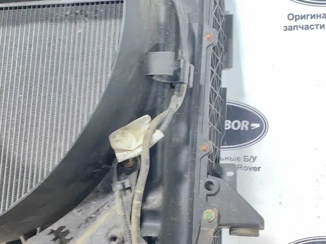 Кассета радиаторов в сборе DISCOVERY 4 L319 09-14