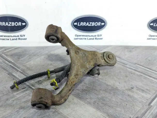 Рычаг передний верхн правый Land Rover Sport L320