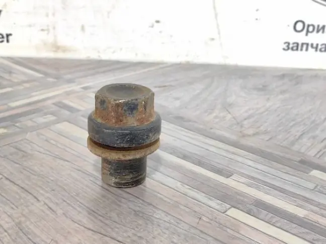 Гайка колеса Land Rover Range Rover L322