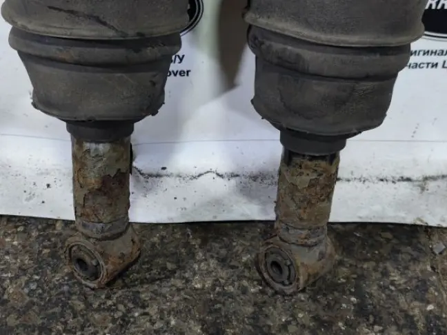 Пневмостойка задняя комплек Range Rover Sport L320