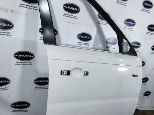 Дверь передняя правая Range Rover Sport L320 05-12