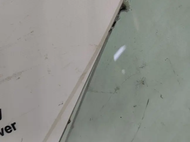 Стекло двери передней правой Range Rover L322