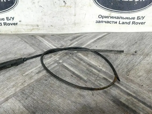 Трос капота средний Range Rover 3 L322 02-12