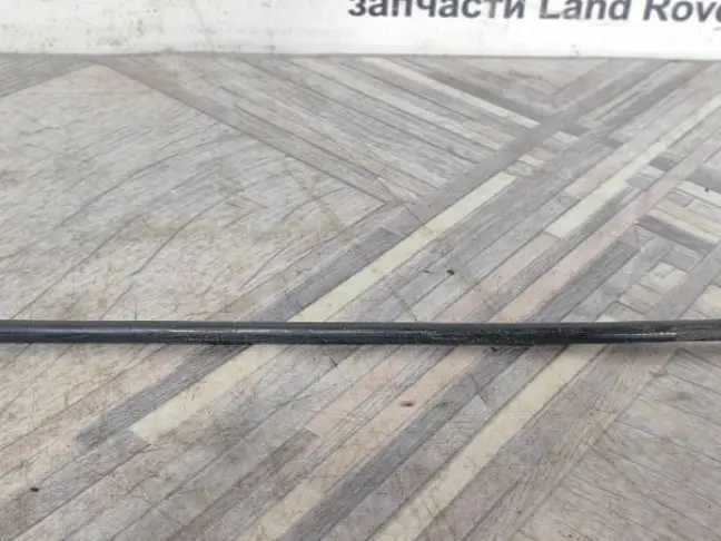 Трос замков капота центр Range Rover L322