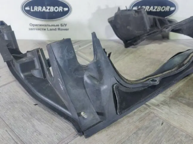 Кронштейн корпуса фильтра салона Range Rover L322