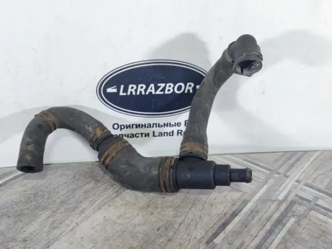 Патрубок охлаждения Range Rover 3 L322 3.6