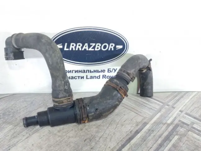 Патрубок охлаждения Range Rover 3 L322 3.6
