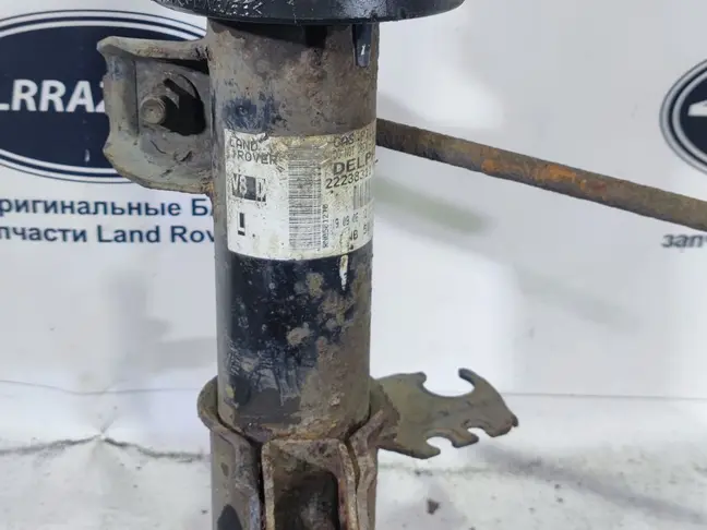 Стойка в сборе левая передняя Range Rover 3 L322