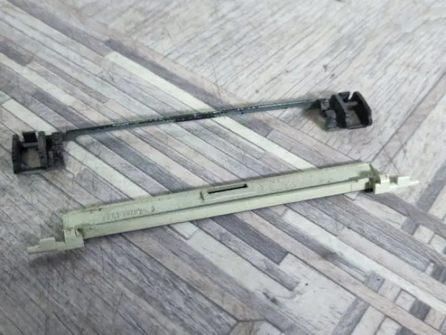 Заглушка молдинга крыши Range Rover 3 L322