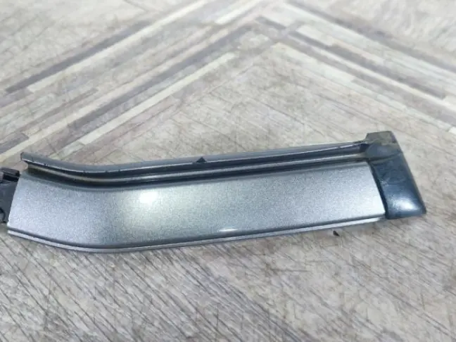 Молдинг крыши левый Range Rover L322 02-12