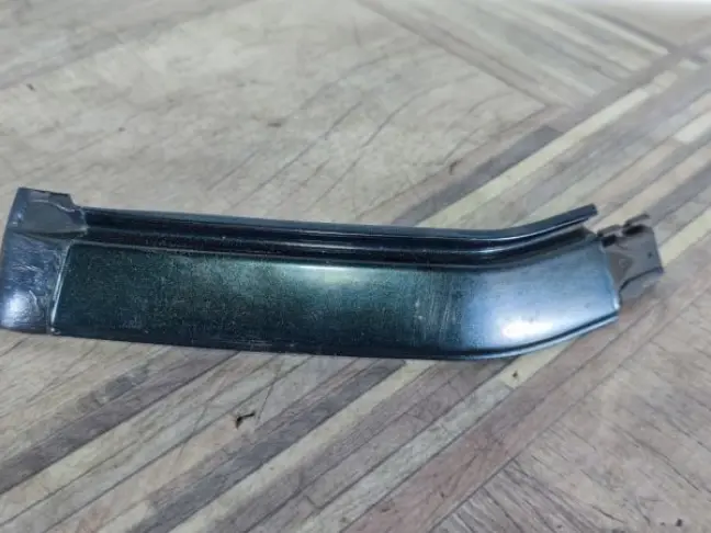 Молдинг крыши правый Range Rover L322 02-12