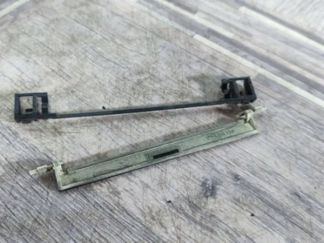 Заглушка молдинга крыши Range Rover 3 L322